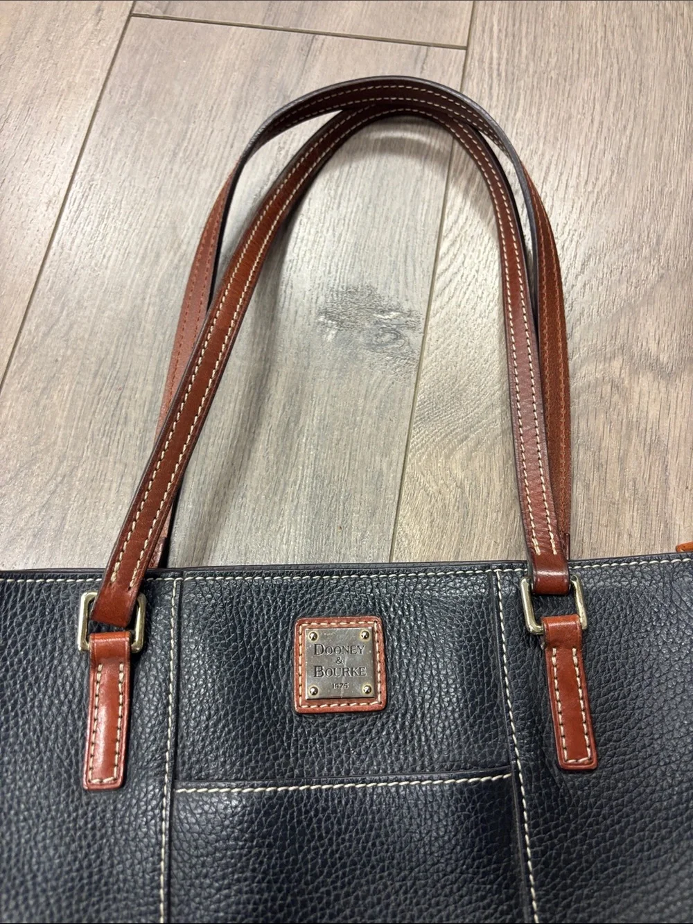 Dooney & Bourke pebbled Black Leather Tote